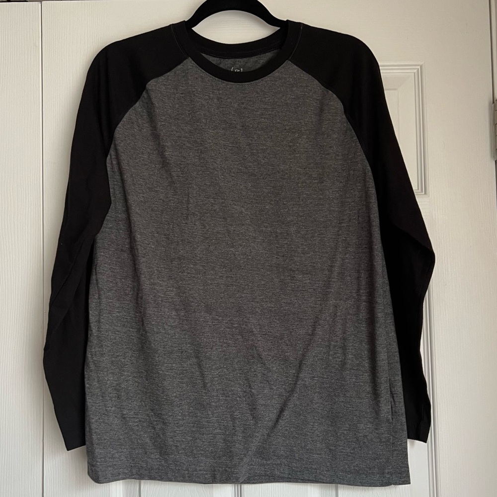 Baseball tee